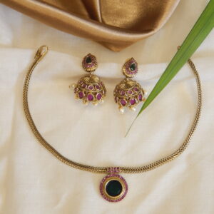 Precious Green Stone Choker