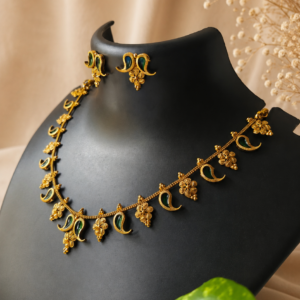 Palakka Necklace Set (Mango)