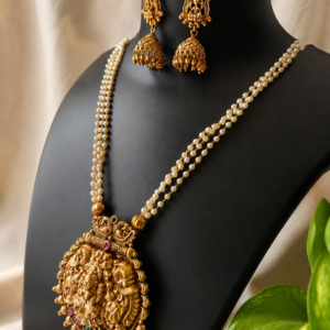 Lakshmi Temple Pearl Necklace Set